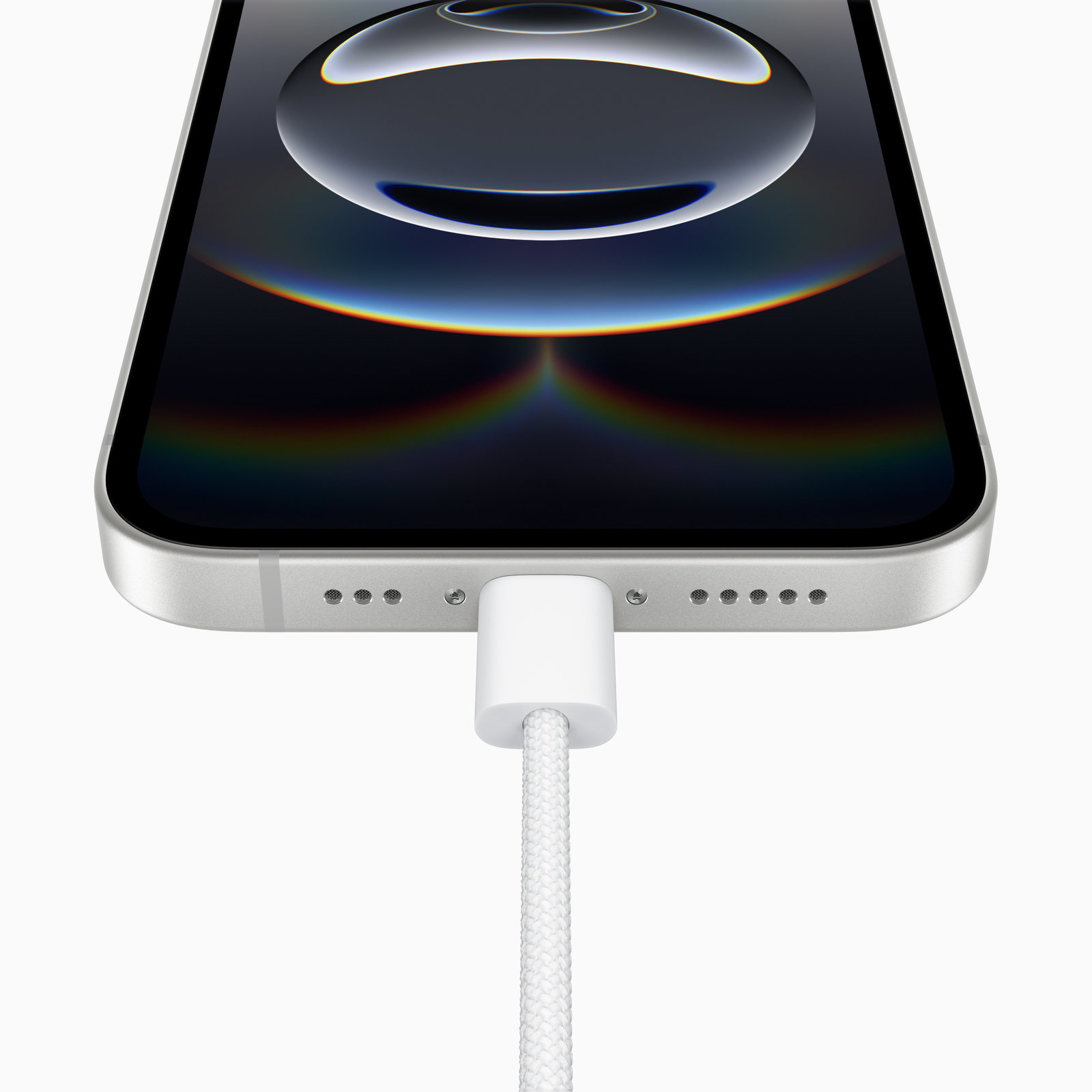 De iPhone 16e gebruikt USB-C als aansluiting voor het opladen van de telefoon