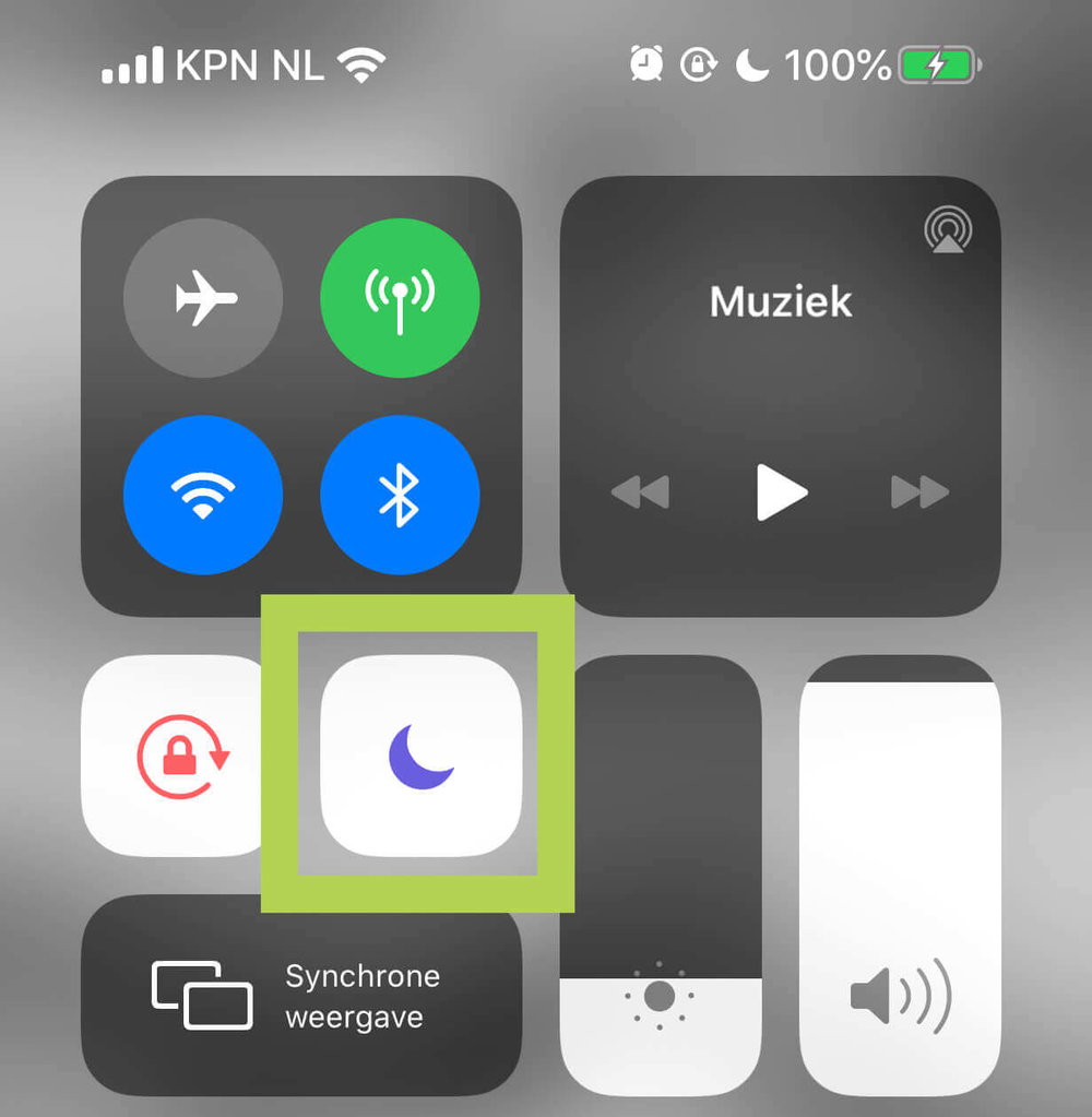 Als de maan paars opgelicht is, zal AirDrop niet werken