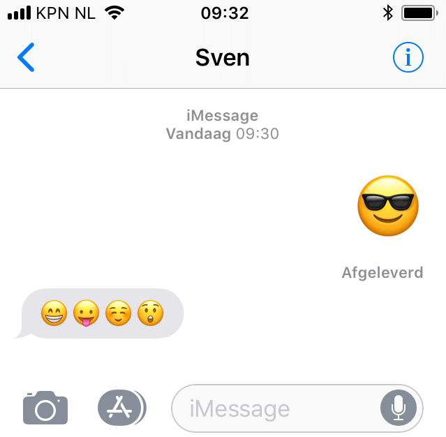 Losse emoji worden groot getoond, met een maximum van 3 emoji per bericht