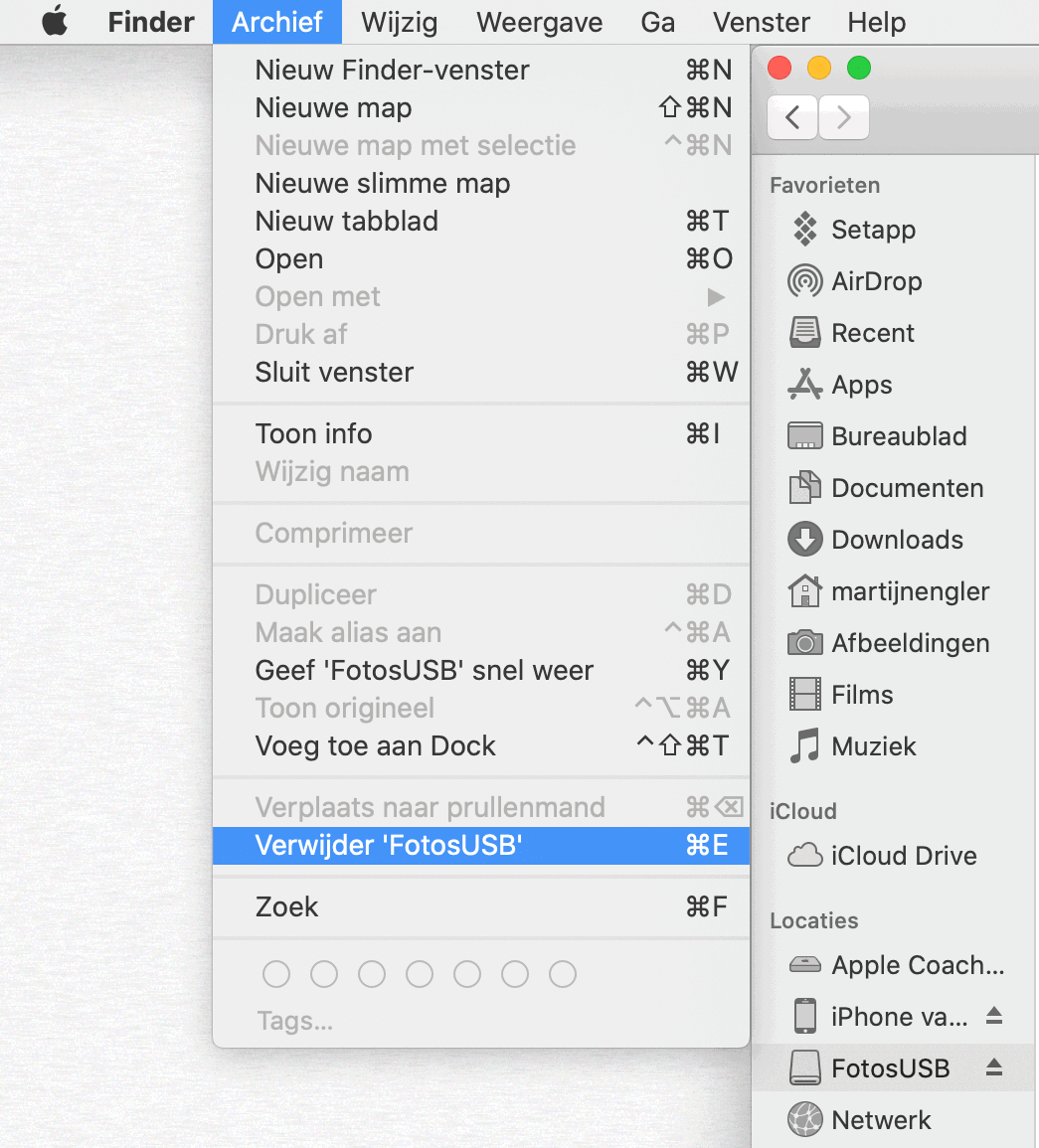 Via het menu kun je een USB-stick veilig verwijderen